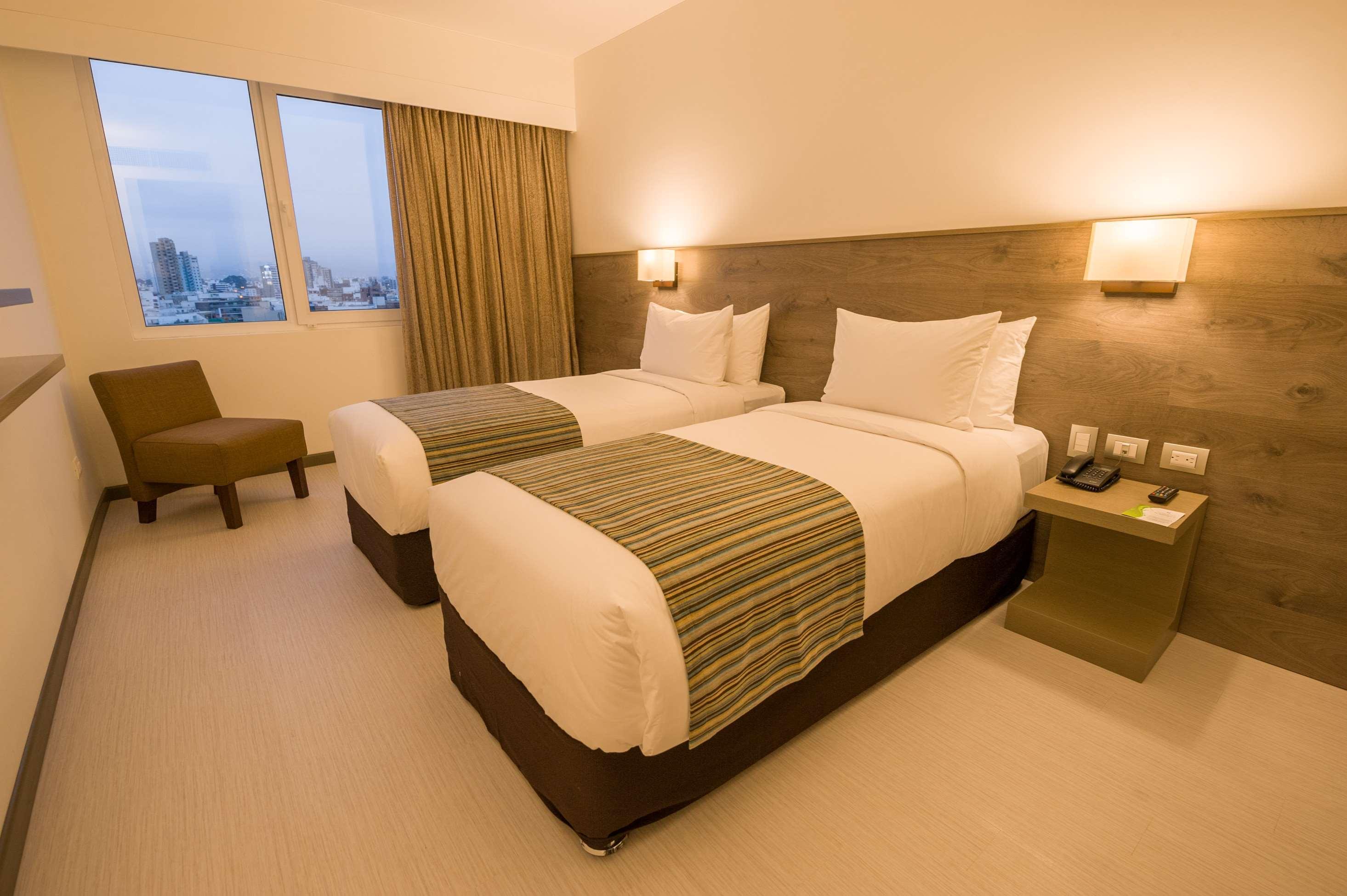 Best Western Posada Royale Hotel & Suites Сими Вали Екстериор снимка