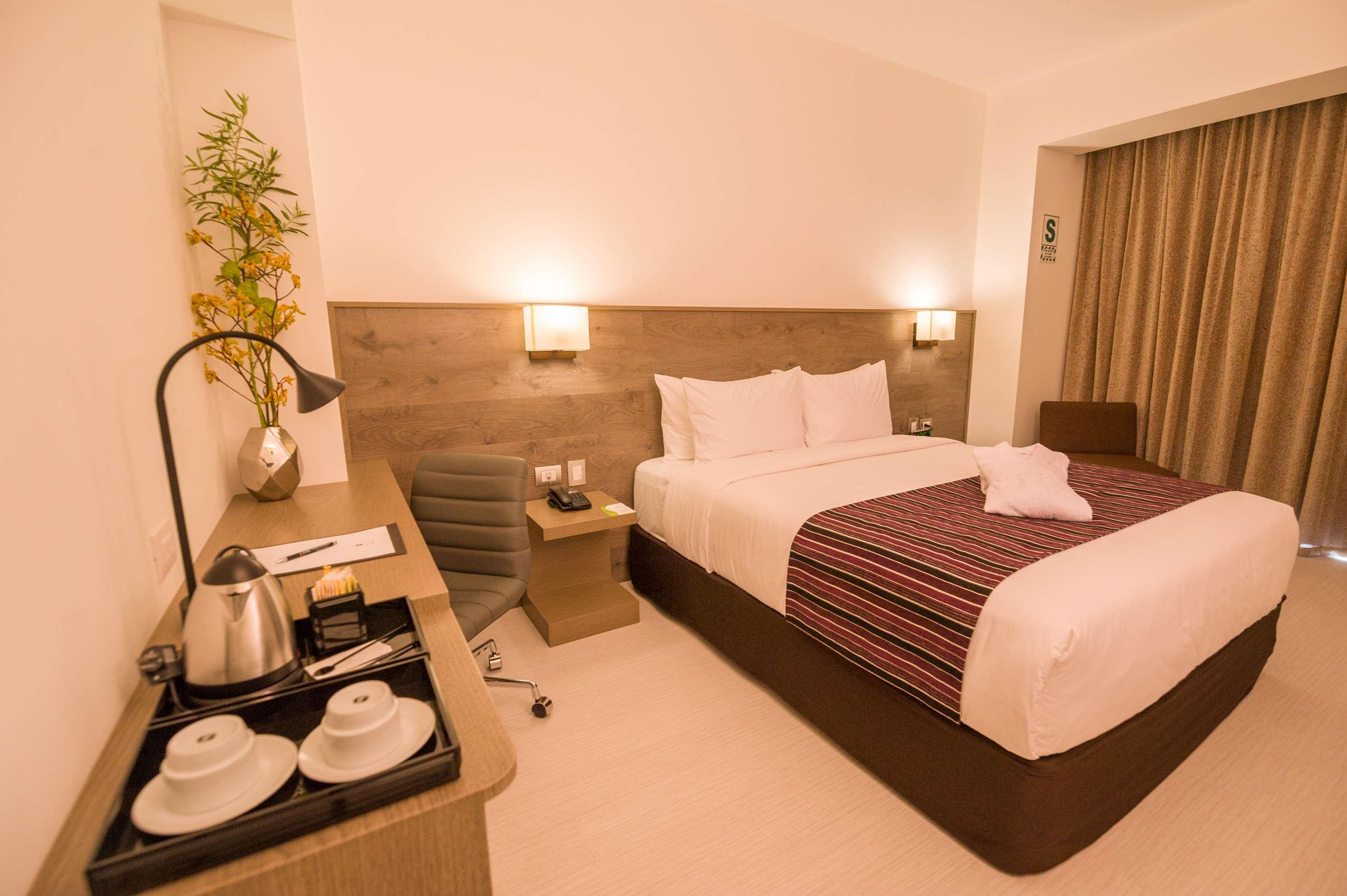 Best Western Posada Royale Hotel & Suites Сими Вали Екстериор снимка