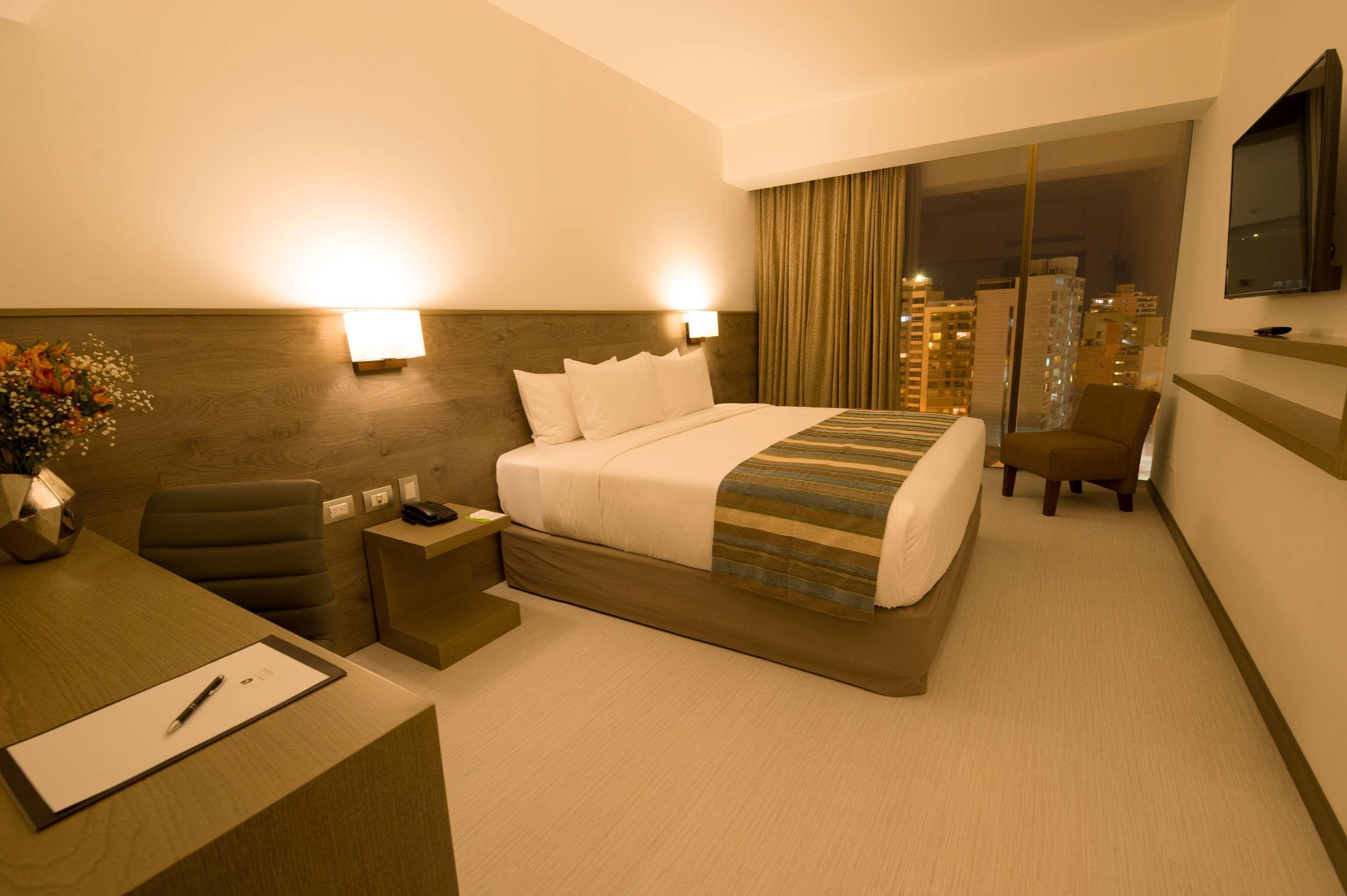 Best Western Posada Royale Hotel & Suites Сими Вали Екстериор снимка