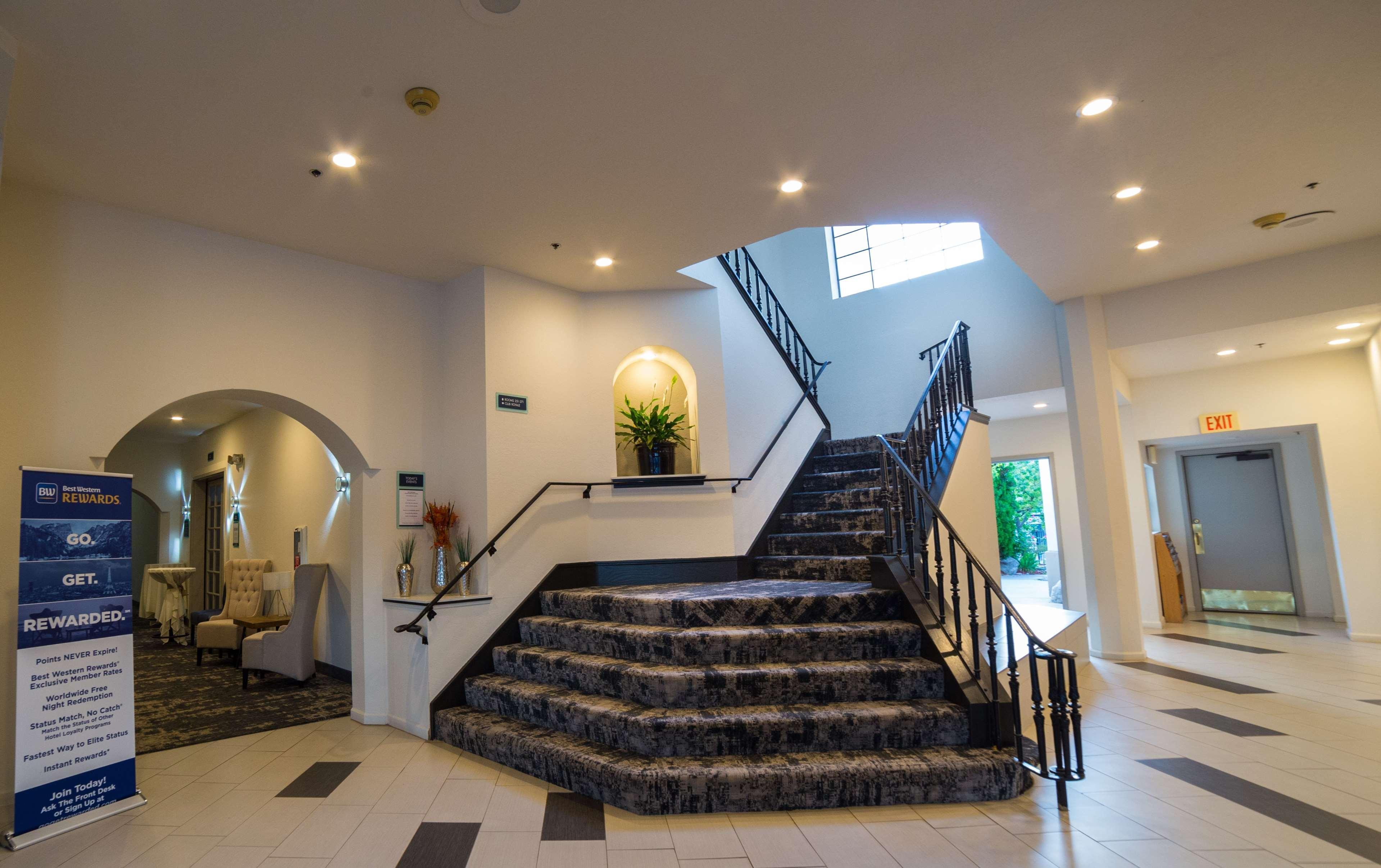 Best Western Posada Royale Hotel & Suites Сими Вали Екстериор снимка