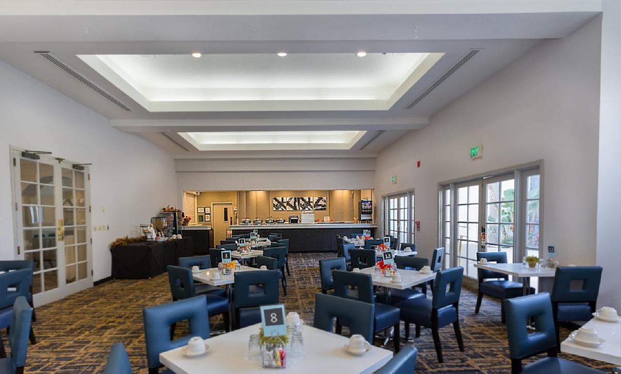 Best Western Posada Royale Hotel & Suites Сими Вали Екстериор снимка